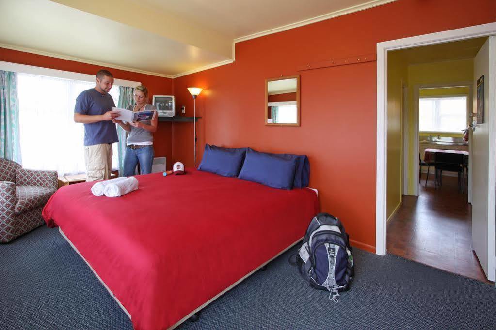 Paihia Ocean Club Hostel Bagian luar foto